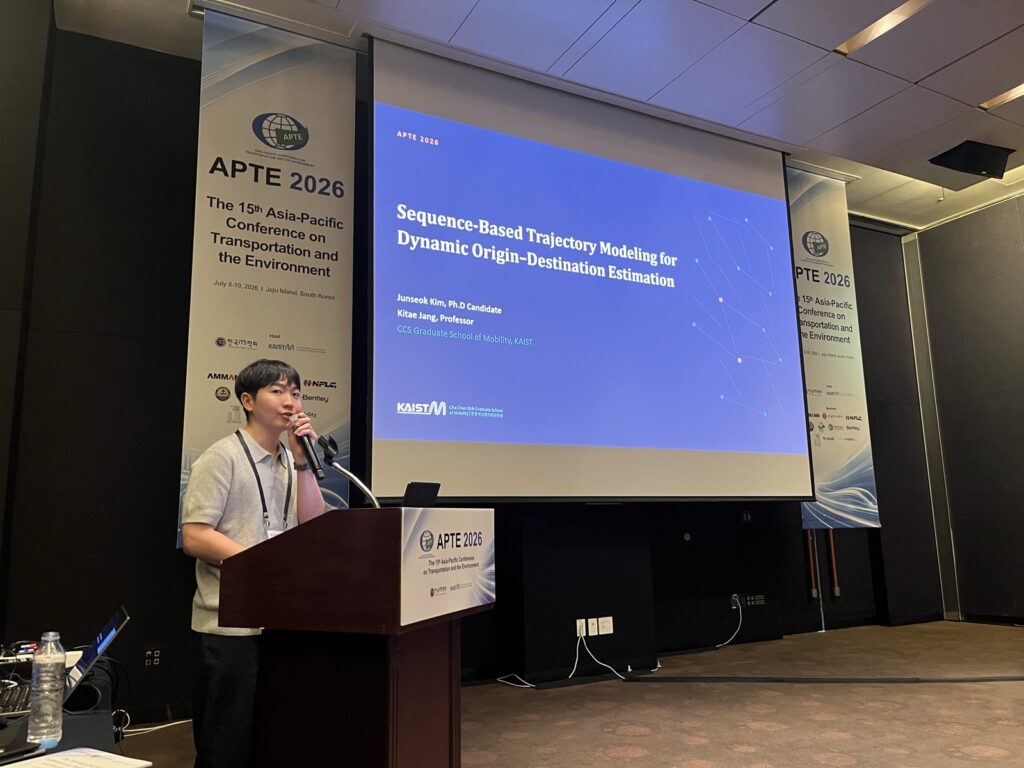 Speaker presenting sequence-based trajectory modeling at APTE 2026